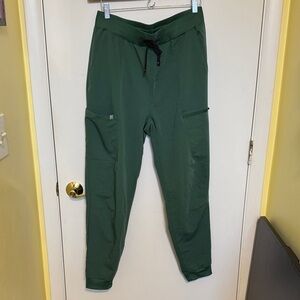 Fabletics Women’s Deep Green Cargo Pants Size Large